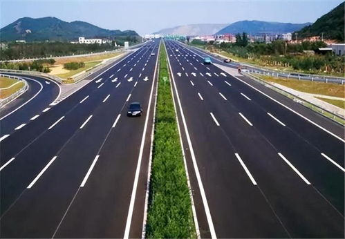 高速公路為何要收費 背后的大智慧與路橋工程勞務(wù)分包的深遠(yuǎn)影響